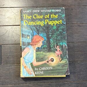 #39 Nancy Drew: The Clue of the Dancing Puppet